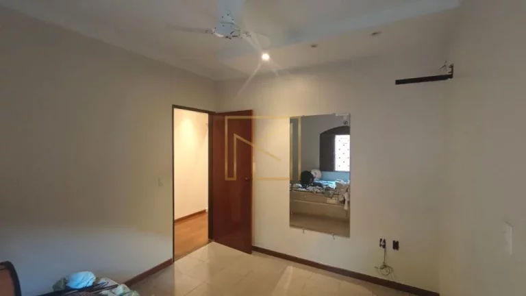 Imagem Residência Singular em Jardim Santana: Amplitude e Conectividade em Hortolândia