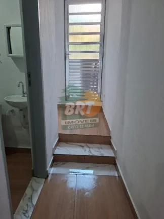 Imagem Casa para Locação em São Roque, Parque IX de Julho, 1 dormitório, 1 banheiro