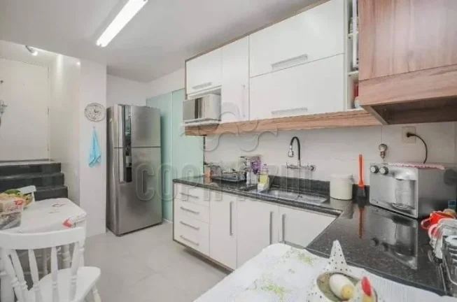Imagem Copacabana – Rua República do Peru | Residencial › Apartamento 3 quarto(s) à Venda