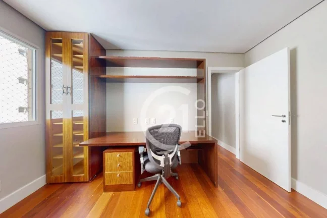 Imagem Itaim, 3 quartos, 120m², rua tranquila