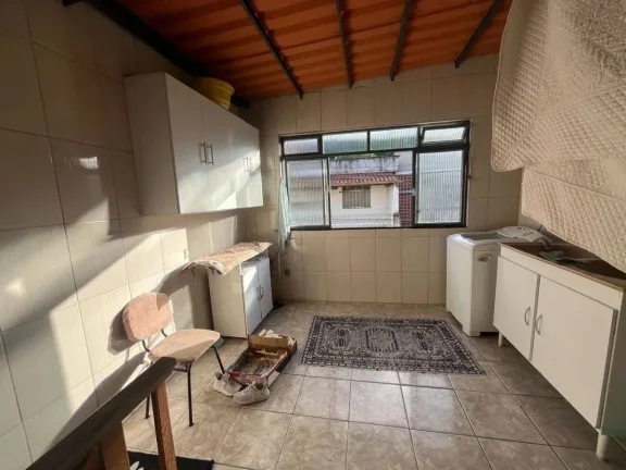 Imagem Casa no Grogotó, próximo ao centro, 3 Quartos 1 Suíte à Venda
