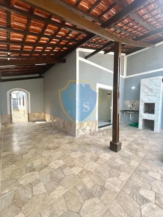 Imagem Casa 3 Dorm com Suite e Piscina