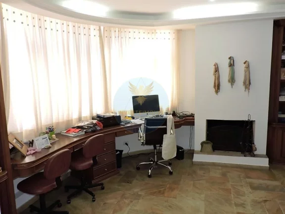Imagem Casa em Condomínio a Venda no bairro Granja Viana - Carapicuíba, SP