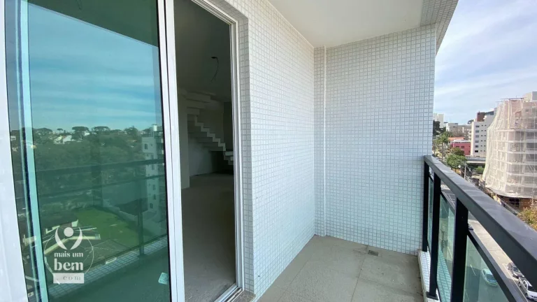 Imagem Cobertura com 180 m². 4 quartos sendo 2 suítes, 2 vagas de garagem à venda por R$ 1.450.000 - Bigorrilho - Curitiba/PR