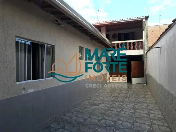 Imagem AMPLA CASA RECÉM REFORMADA COM 2 EDÍCULAS BEM PERTO DA PRAIA!
