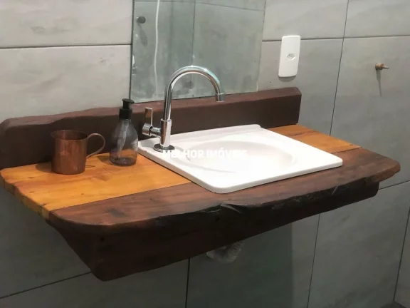 Imagem Oportunidade para Investidores - Terreno com 02 Galpões alugados em Balneário Piçarras.