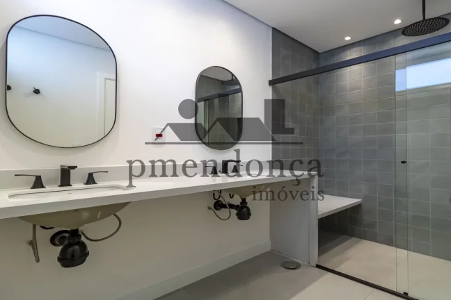 Imagem Apartamento à venda no Ed. Itapuã com 176m2, 2 quartos (1 suíte) e 1 vaga fixa.