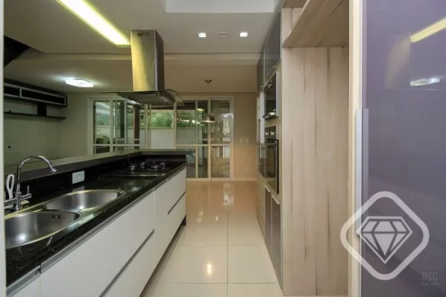 Imagem Casa em condomínio fechado com o maior pátio!

Você vai se surpreender com essa casa em condomín...