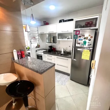 Imagem Apartamento 2 Dormitórios e 2 Vagas no Parque São Jorge