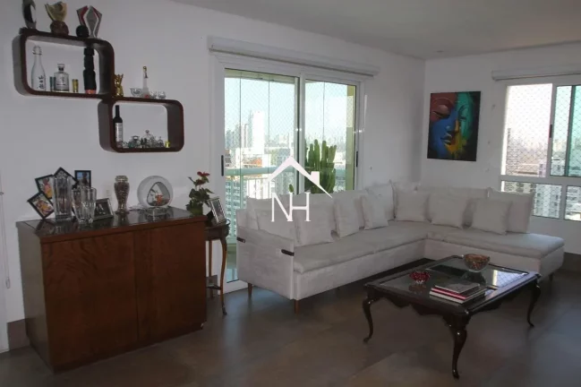 Imagem Apartamento de 205m na Região da Avenida Paulista com 4 dormitórios (3 suítes), Varanda, 4 vagas, Academia, Salão de Festas, Playdround.