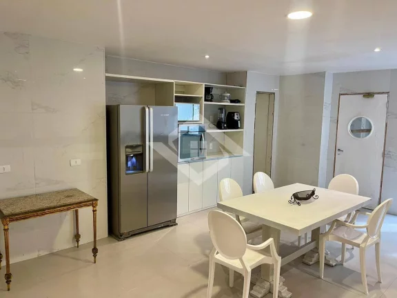 Imagem Alugo apartamento na av Atlantica vista mar com garagem