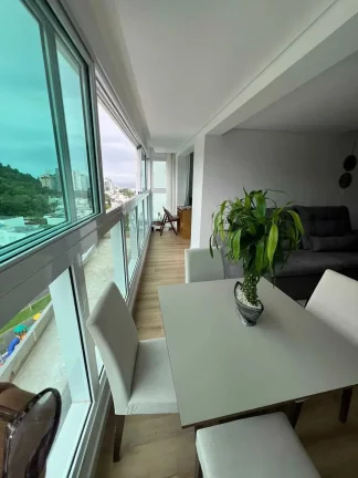 Imagem Apartamento com 2 dormitórios sendo 1 suíte e 1 vaga de garagem na Praia Brava em Itajaí