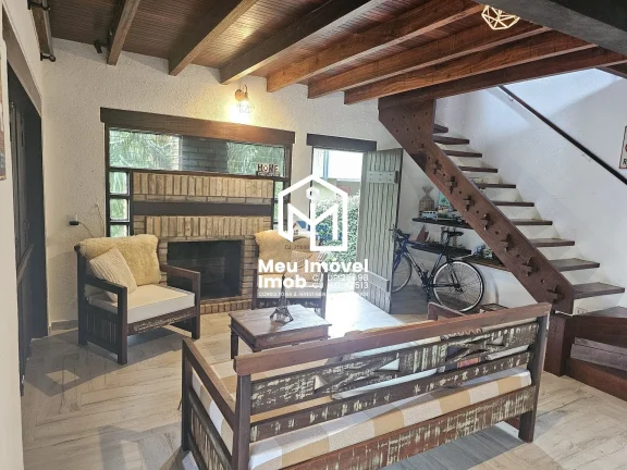Imagem Rua Ovídio Florianópolis Casa 4 Quartos 4 Vagas 190m² Mobiliado Hidromassagem