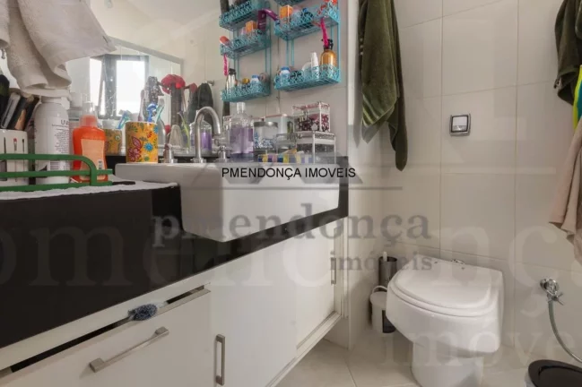 Imagem Apartamento com 03 quartos e 2 vagas na Rua Bergamota, 154m²