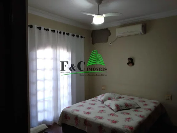 Imagem Casa / Sobrado para Venda em Limeira, Vila Queiroz, 3 dormitórios, 1 suíte, 2 banheiros, 4 vagas