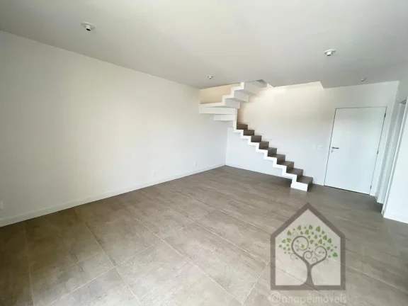 Imagem uplex com vista mar no João Paulo – Florianópolis