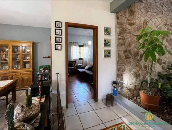 Imagem Casa com 5d/2sts - Estilo rústico, linda! Gourmet, home office, paisagismo
