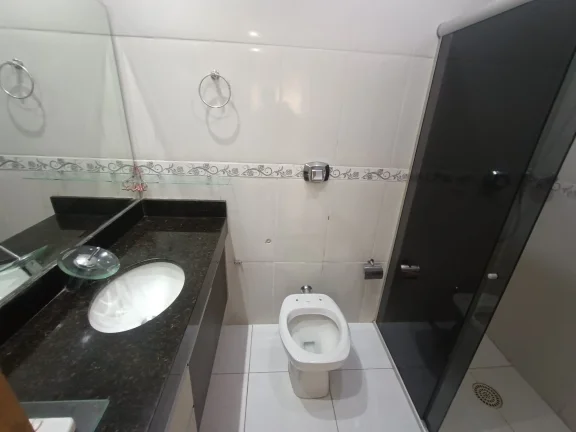 Imagem Casa De 3/4 Sendo Duas Suites Sozinha No Lote No Jardim Paraiso Ao Lado Anel Viario