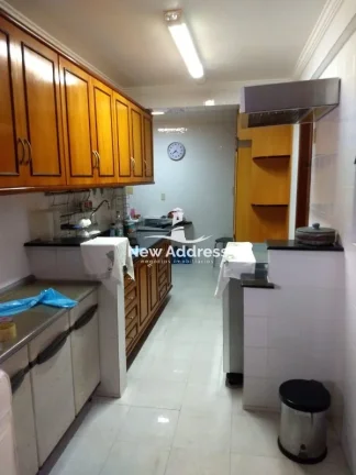 Imagem Amplo apartamento de 132 m², sol da manhã, último andar, 3 quartos, suíte com banheira, lazer completo, a 3 quadras do mar em Itapoã.