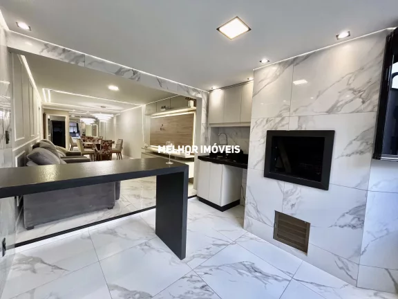 Imagem Apartamento Mobiliado com 03 dormitórios à venda, 120 m² - Meia Praia - Itapema