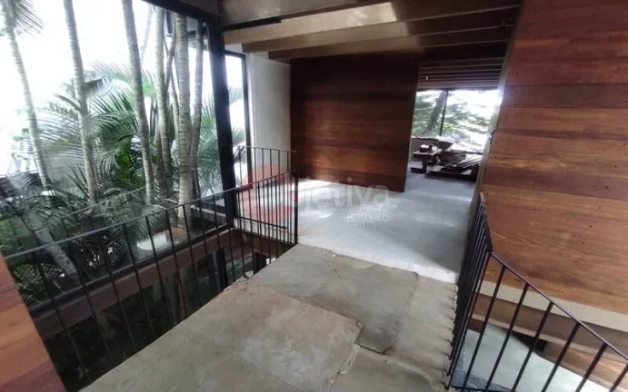 Imagem Casa diferenciada com 3 quartos a venda na Passagem em Cabo Frio