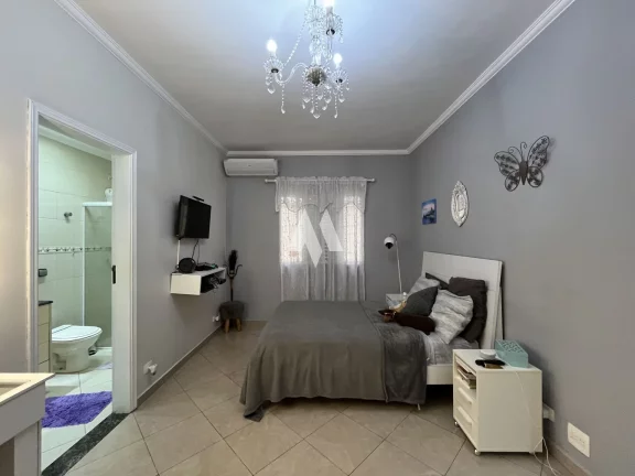 Imagem Casa á venda na Ponta da Praia em Santos