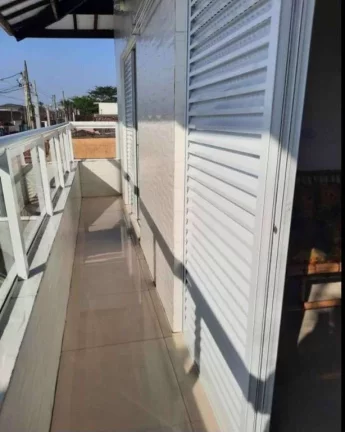 Imagem Sobrado com 2 dormitórios à venda, 65 m² por R$ 320.000,00 - Jardim Imperador - Praia Grande/SP