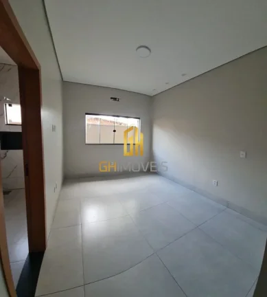 Imagem CA1591

Aceita financiamento!

- Lote com 378 m² e 221 m² de área construída;
- 3 suítes, sendo...