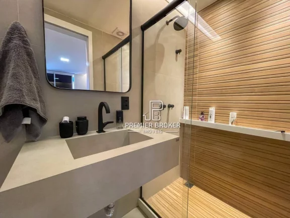 Imagem Apartamento à venda, 58 m² por R$ 320.000,00 - Albuquerque - Teresópolis/RJ