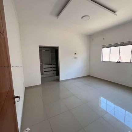 Imagem Sobrado para Venda em Limeira, Residencial Recanto Verde, 2 dormitórios, 1 suíte, 3 banheiros, 5 vagas