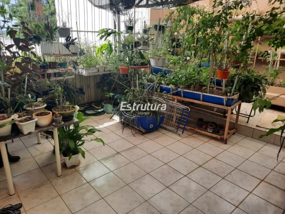 Imagem Apartamento térreo amplo com localização central