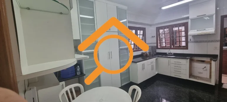 Imagem Sobrado à venda no City Campo Grande com piscina e Churrasqueira. Aceita Permuta.