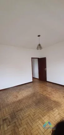 Imagem Sobrado a 8 minutos da estação do metro Jabaquara com 2 dormitórios, 2 vagas, amplo quintal proximo a comercios e principais avenidas.