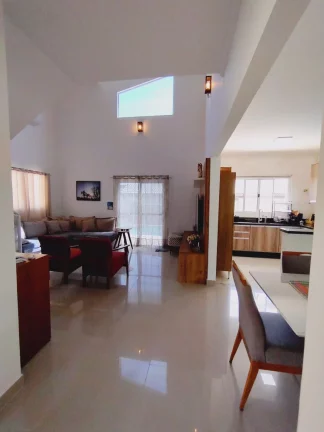 Imagem Descubra o Refúgio dos Seus Sonhos: Sua Casa de Luxo Espera no Ninho Verde I Eco Residence, Porangaba-SP