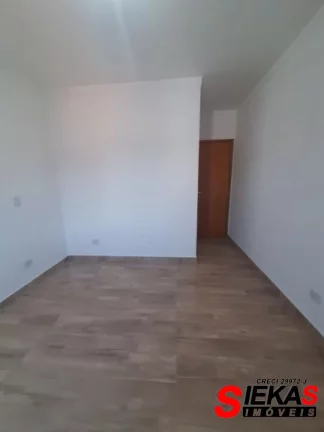Imagem Impecável residência à venda na Penha de França, São Paulo-SP: 3 quartos, 3 suítes, 1 sala, 4 banheiros, 2 vagas, 121m²!