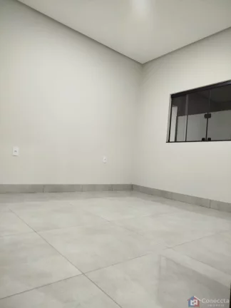 Imagem Casa à Venda no Bairro Afonso Queiroz – 2 Quartos, Quintal Amplo e Acabamento Premium – Patos de Minas por R$ 420 Mil