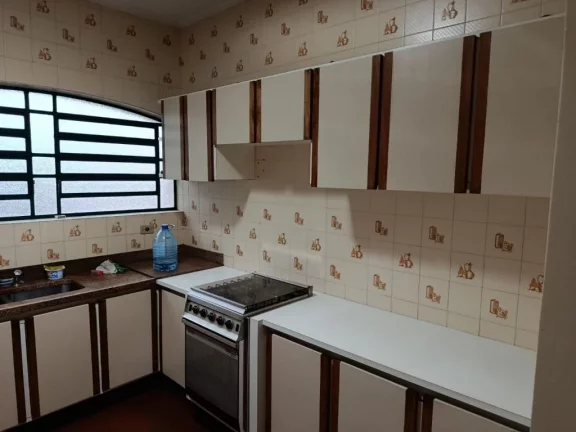 Imagem Casa com 3 dormitórios à venda, 291 m² por R$ 920.000,00 - Centro - Poá/SP