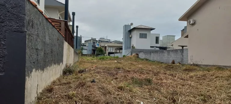 Imagem Terreno à venda no Bairro Ambrósio em Garopaba-SC - Escritura Pública!