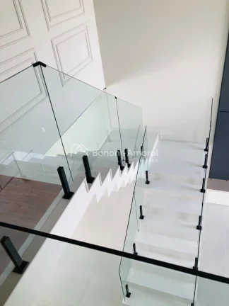 Imagem **Sua Nova Casa Espera Por Você!**

Descubra o conforto e a sofisticação dessa casa, que oferece ...