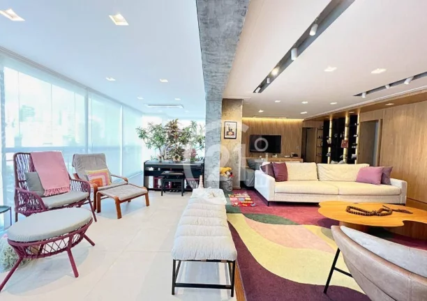 Imagem Vila Nova Conceição, 3 suítes, 226m²