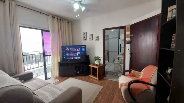 Imagem Apartamento 1 dormitório 1 vaga 350 metros da praia à venda, 50 m² por R$ 295.000 - Vila Guilhermina - Praia Grande/SP