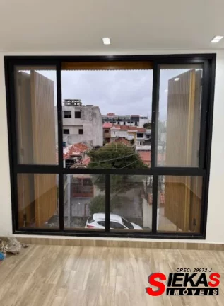 Imagem Imperdível! Casa à venda em São Paulo-SP, na Vila Carrão, com 3 quartos, 3 suítes, 3 banheiros, 3 vagas de garagem e 197m².