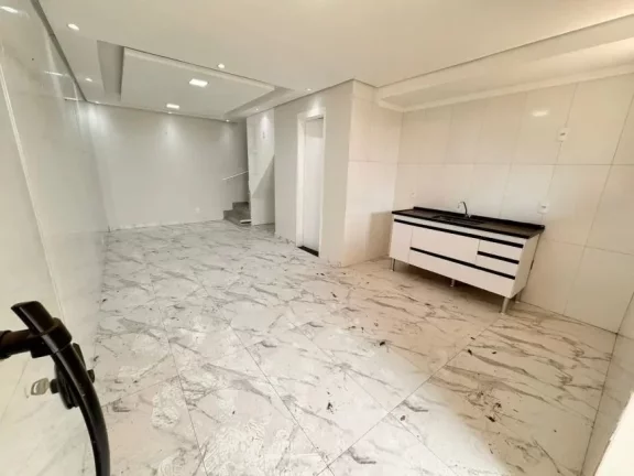 Imagem Sobrado com 2 dormitórios à venda, 118 m² por R$ 550.000,00 - Parque Santa Rosa - Suzano/SP