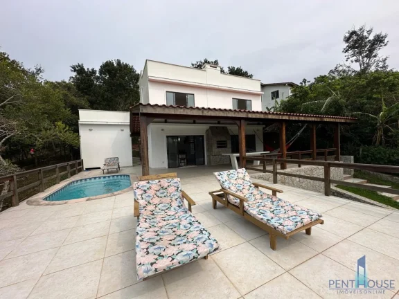 Casa para Venda em Garopaba, CAPÃO, 2 dormitórios, 2 suítes, 3 banheiros, 2 vagas