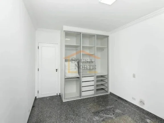 Imagem Apartamento com 158m², possui 3 dormitórios, sendo 1 suíte, 3 banheiros, sala ampla para dois amb...