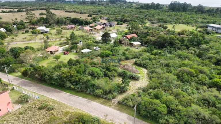 Imagem Fortes Imóveis Vende Terreno no Condomínio Jardim da Lagoa