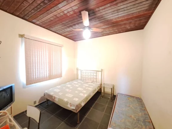 Imagem Casa à Venda de segunda locação – Espaço para Toda a Família!