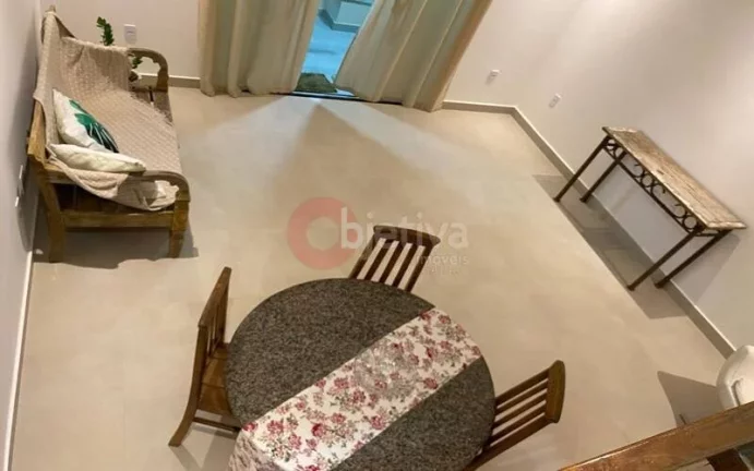 Imagem Casa Triplex em condomínio, 2 quartos, Jardim Peró - Cabo Frio