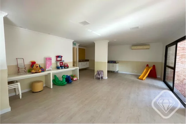 Imagem Apartamento desocupado e ensolarado com orientação leste e norte, oferecendo 64 metros quadrados d...