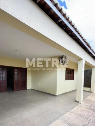 Imagem Casa à venda no Bairro Cohab Massangano com 3 quartos, PETROLINA - PE